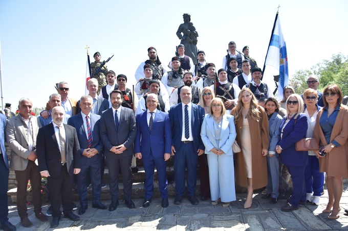Φωτογραφία Με Λαμπρότητα Κορυφώθηκαν οι Εκδηλώσεις για την 204η Επέτειο του Ολοκαυτώματος της Νάουσας